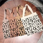 Knitted Shopping Bag Leopard Woven One-Shoulder Casual Portable Shoulder Handle Bag - Image 2