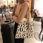 Knitted Shopping Bag Leopard Woven One-Shoulder Casual Portable Shoulder Handle Bag - Image 6