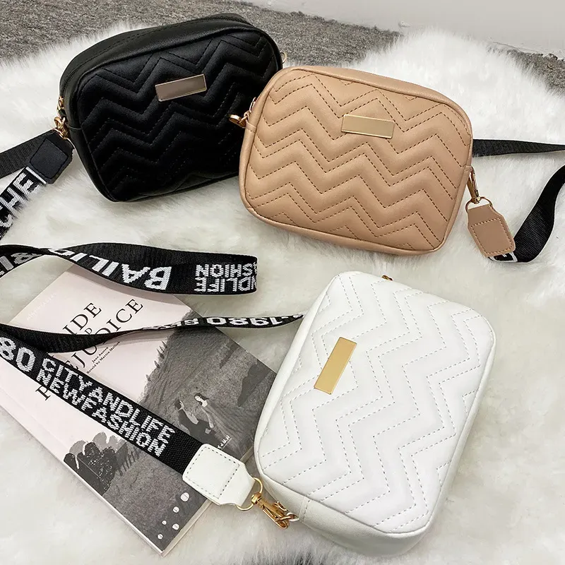 T1035D6963_119161.webp Women Fashion Casual Wave Stitch Design Solid Color PU Crossbody Bag - Image 1